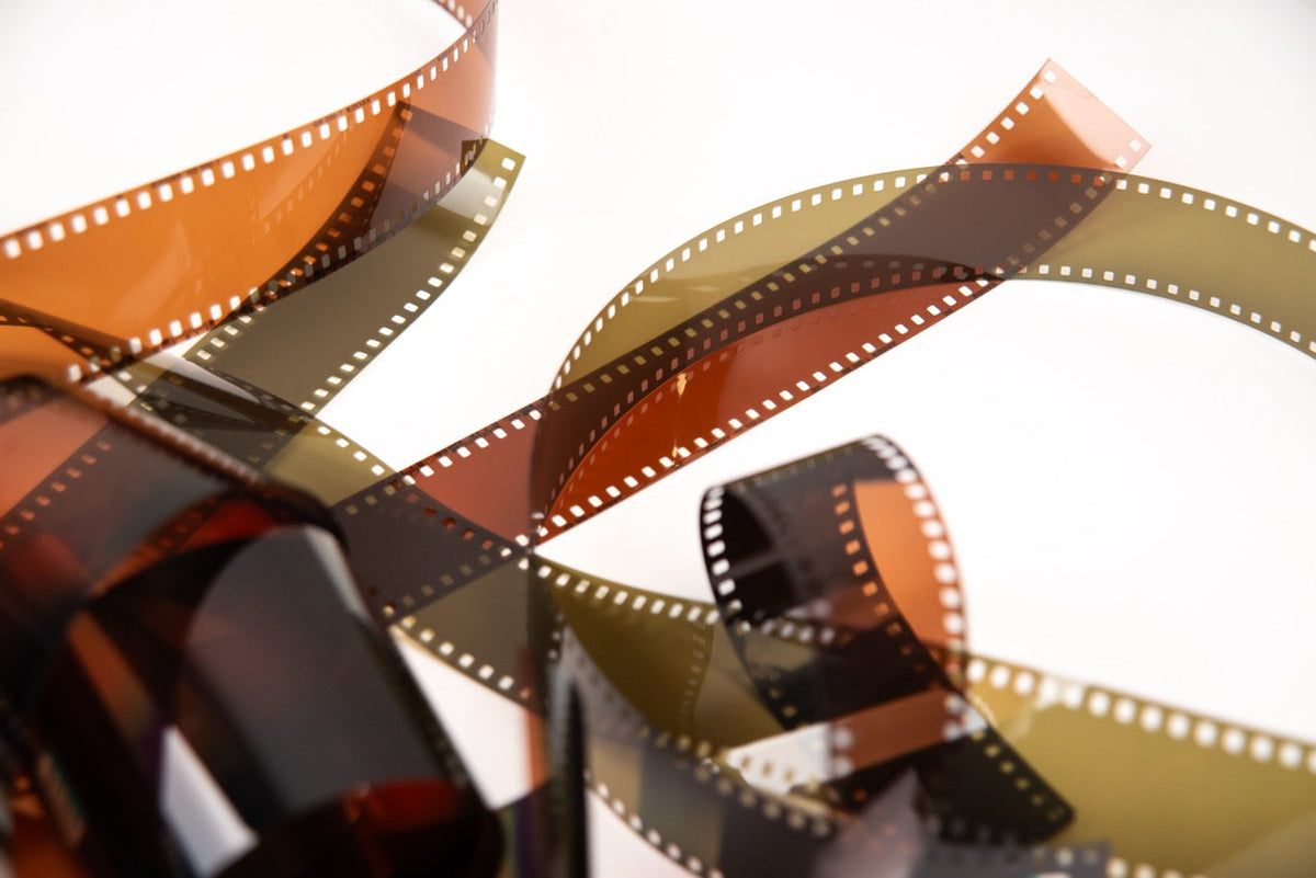 Why Is My Film Roll Blank? Causes, Negative Signs & Fixes