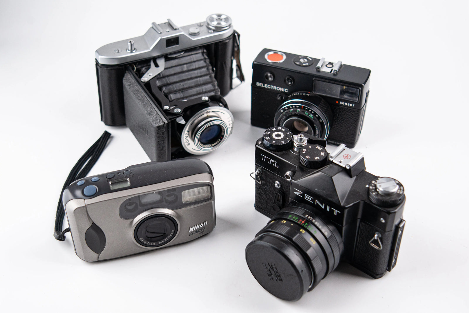 Vintage Cameras in Berlin: Best Shops and Tips Berlin Photo Studio
