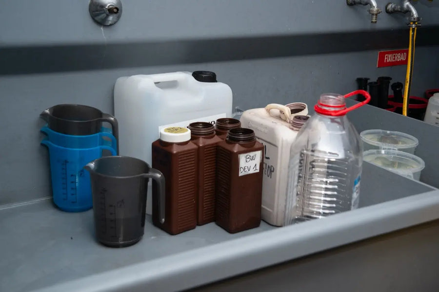 Darkroom Chemistry Now at Berlin Photo Studio