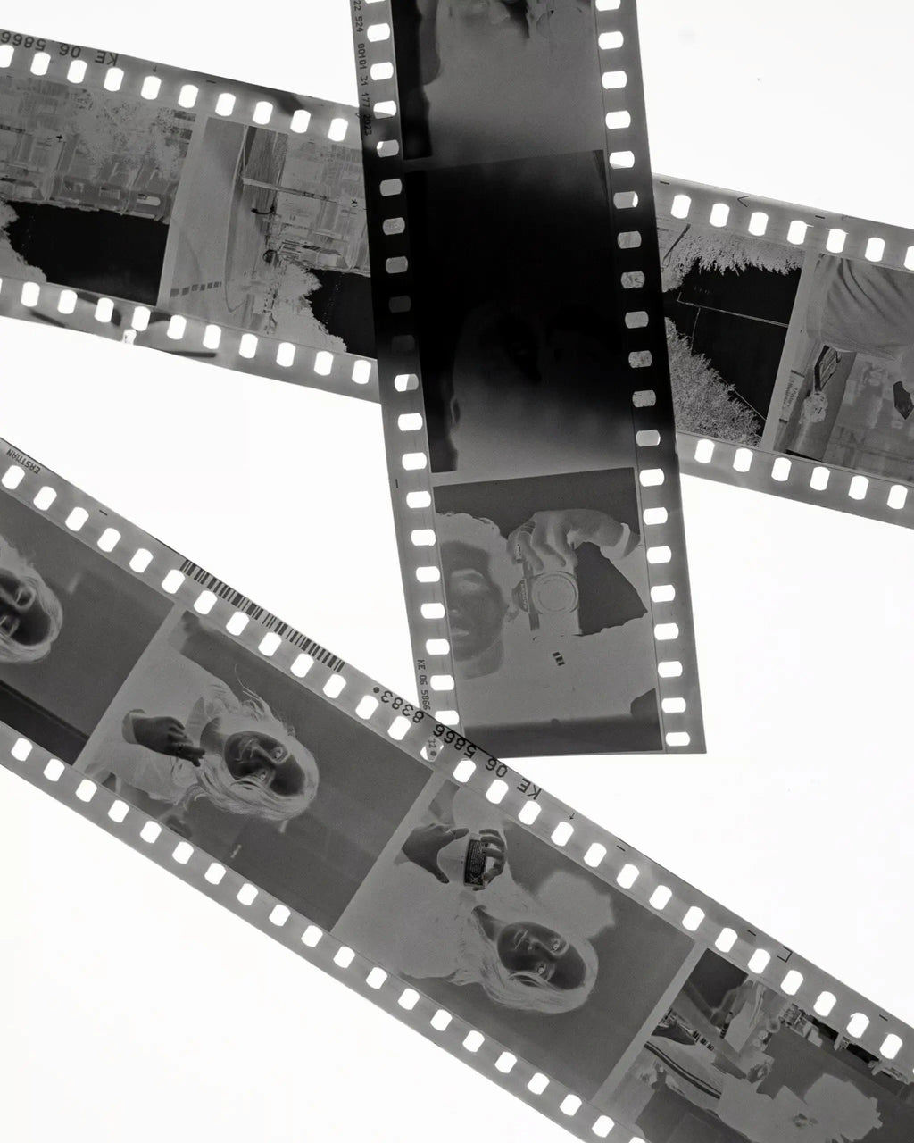 Black & White Film Development – Timeless Monochrome Precision - Photo Studio Berlin