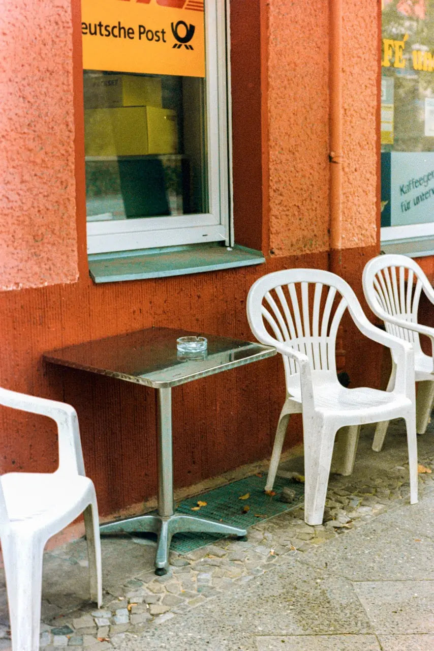 ECN-2 F*ck Off 125T – 135/36 (Kodak Vision3 500T Repackaged) - Photo Studio Berlin