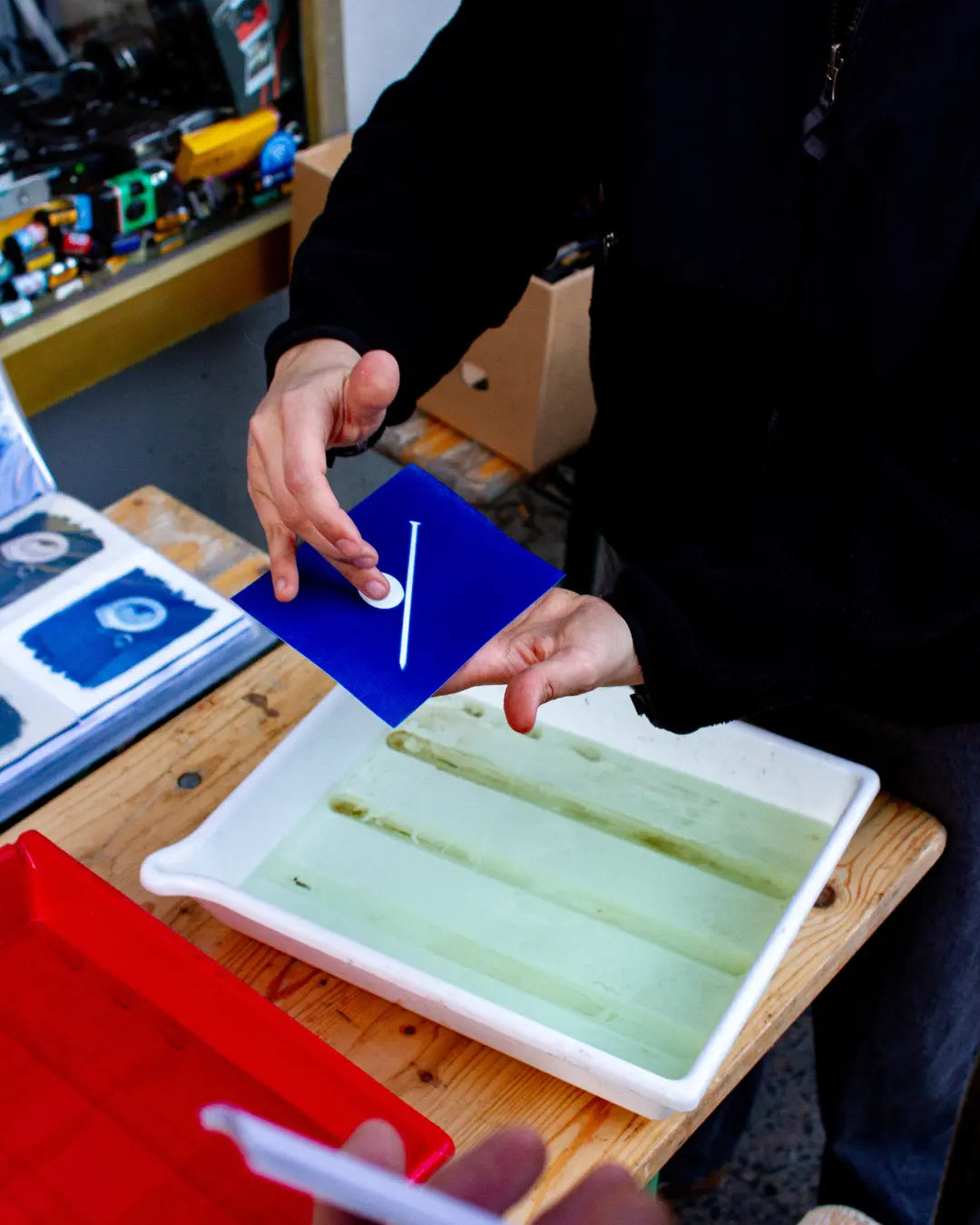 Cyanotype Workshop Berlin – Sunlight Printing Basics Photo Studio Berlin