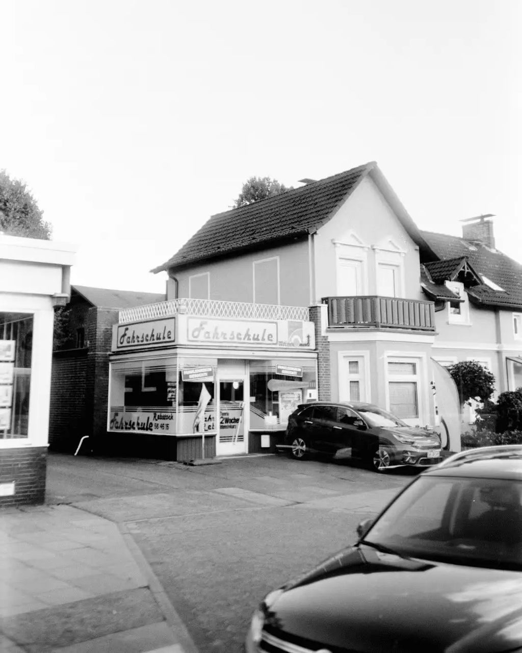 Black & White Film Development – Timeless Monochrome Precision - Photo Studio Berlin