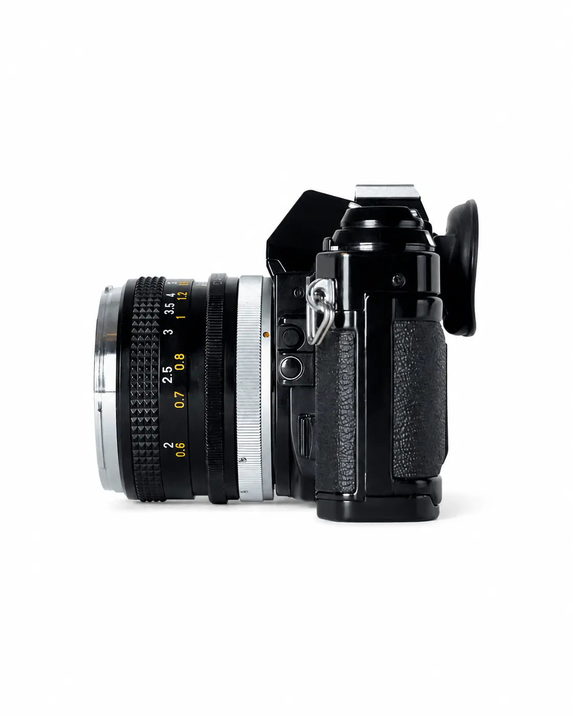 Canon AE-1 Program Black with FD 50mm f/1.8 Chrome Nose – product view 6