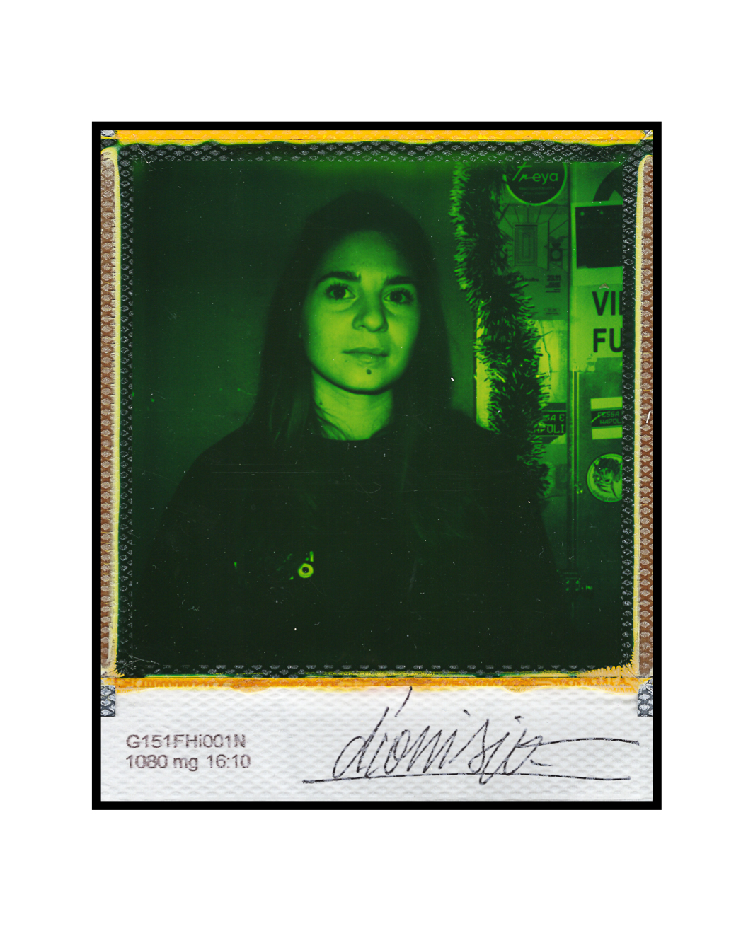 Polaroid 600 Reclaimed Green-2